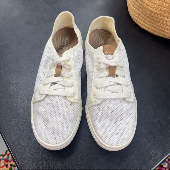 Olukai Pehuea White Slip-On Sneakers Women’s 6.5- excellent condition! - Picture 8 of 8